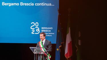 19-12_CAROSELLO- CHIUSURA-BGBS-TEATRO_2