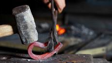 lavorare il ferro